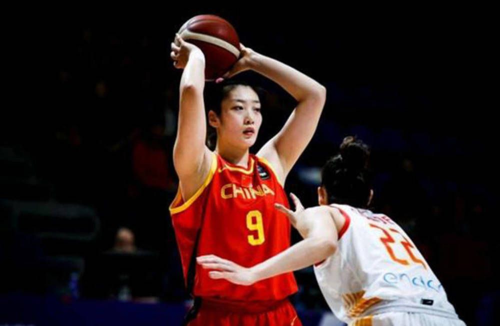 2021年10月利物浦做客老特拉福德5-0大胜曼联，得到了近40%的投票。